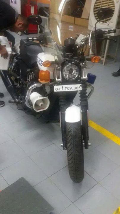 Gujarat_Police_Harley_Davidson (2)